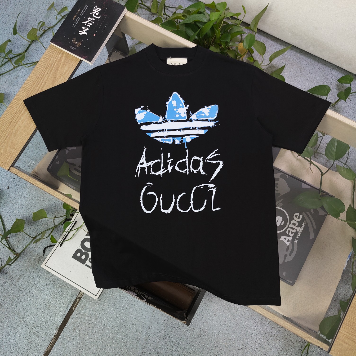 Gucci Kleidung T-Shirt Schwarz Drucken Unisex Baumwolle Kurzarm