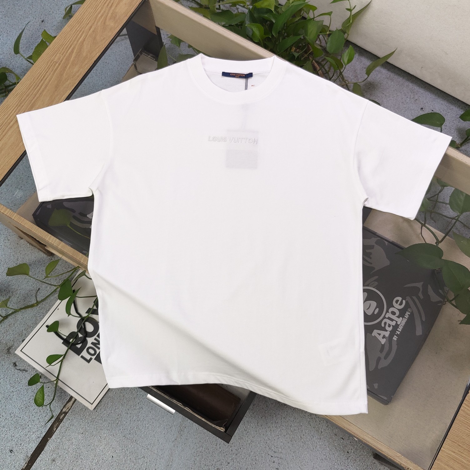 Louis Vuitton Clothing T-Shirt White Embroidery Unisex Cotton Short Sleeve