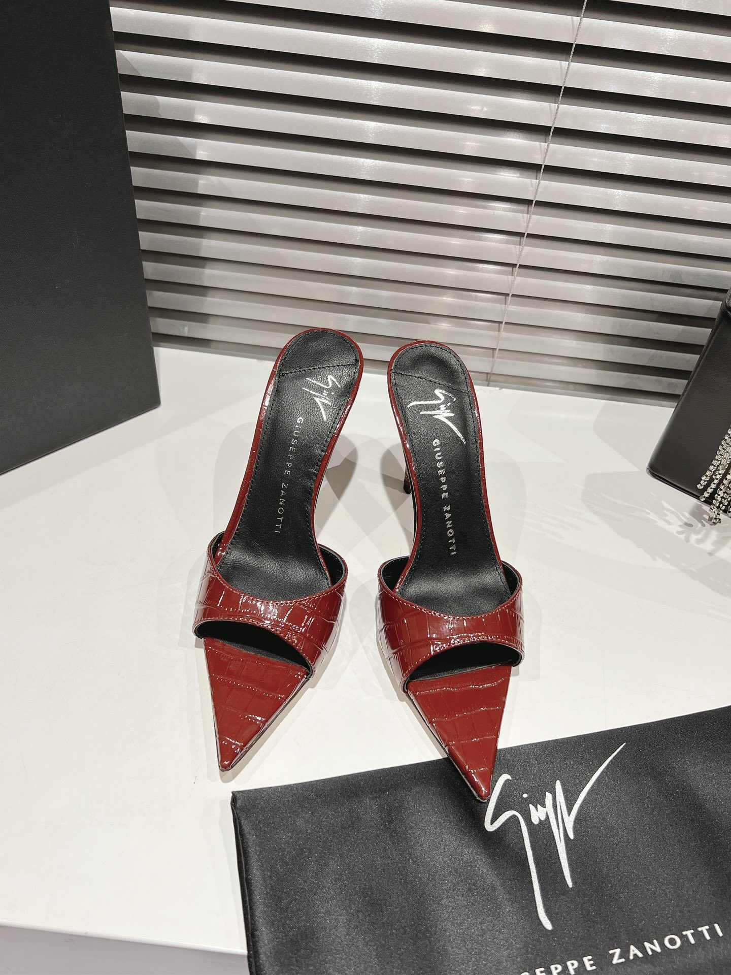 Fashion Replica
 Giuseppe Zanotti Shoes Sandals Calfskin Cowhide Genuine Leather Sheepskin Spring Collection