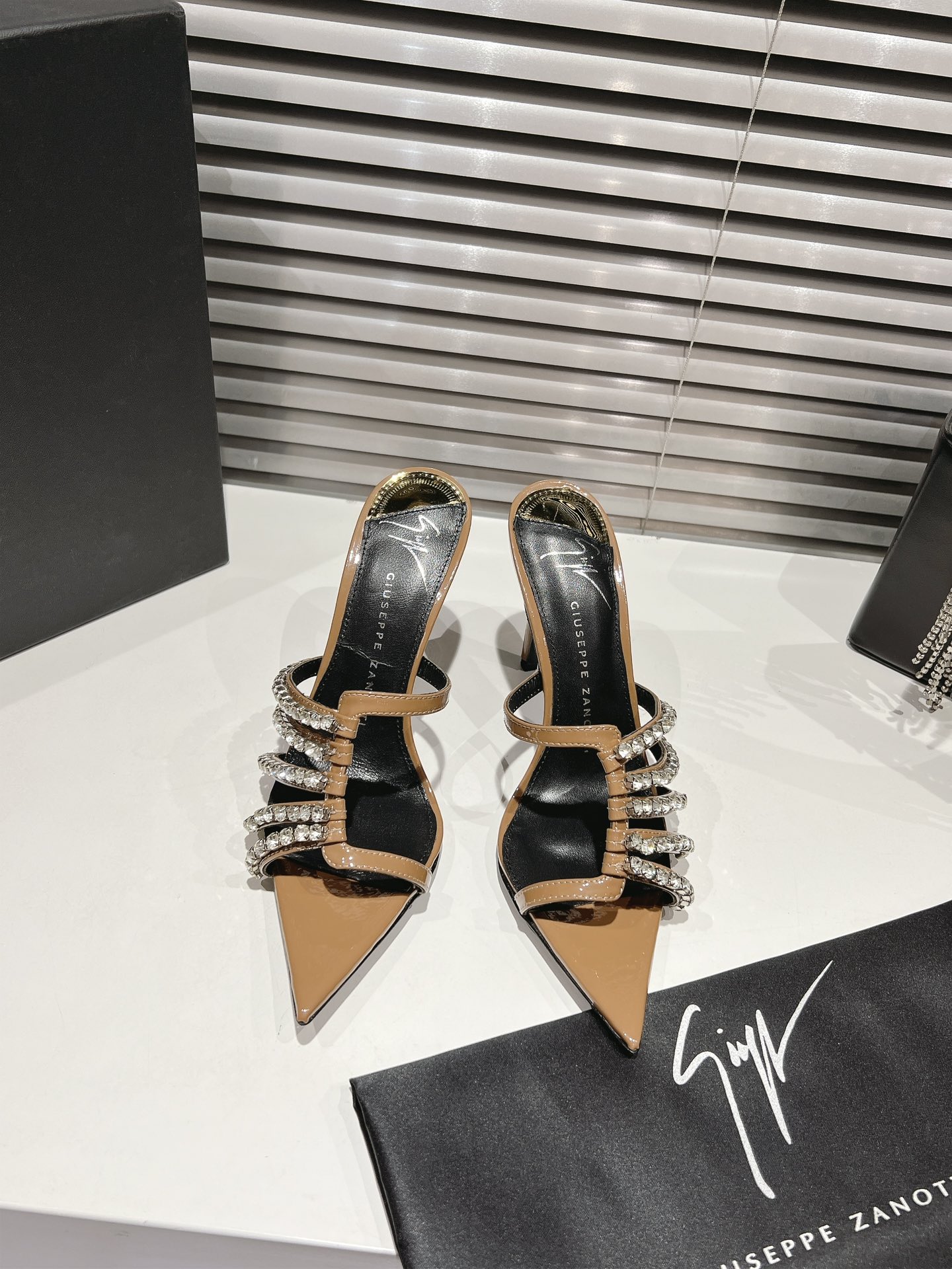 Brand Designer Replica
 Giuseppe Zanotti Shoes Sandals Genuine Leather Patent Sheepskin Spring Collection