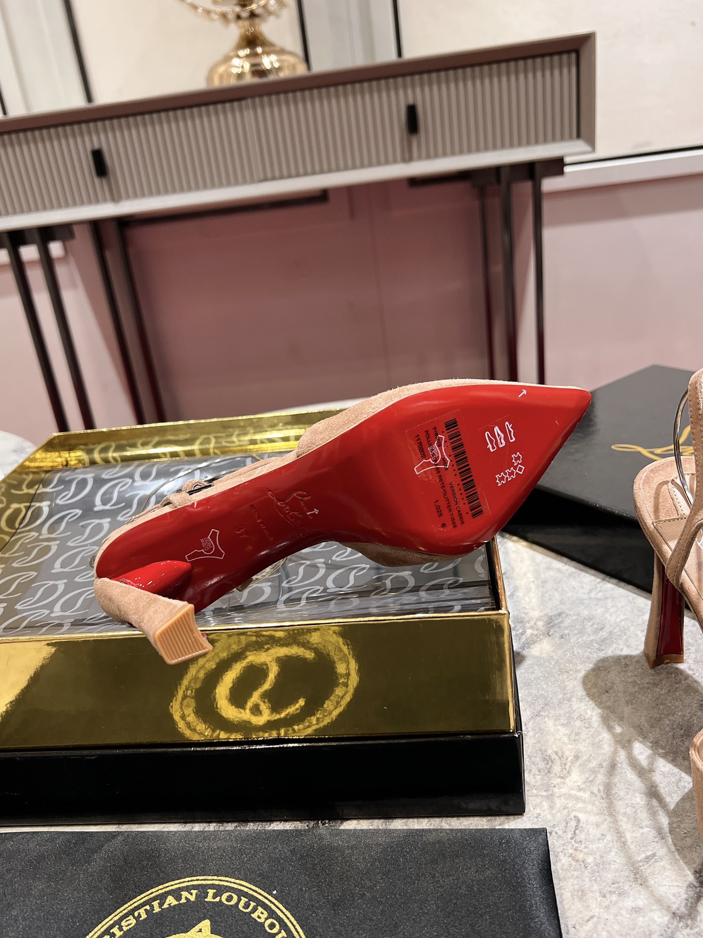 Christian Louboutin Condora Riviera Khaki Suede Heeled Sandals 8 i1726387871 6451 4