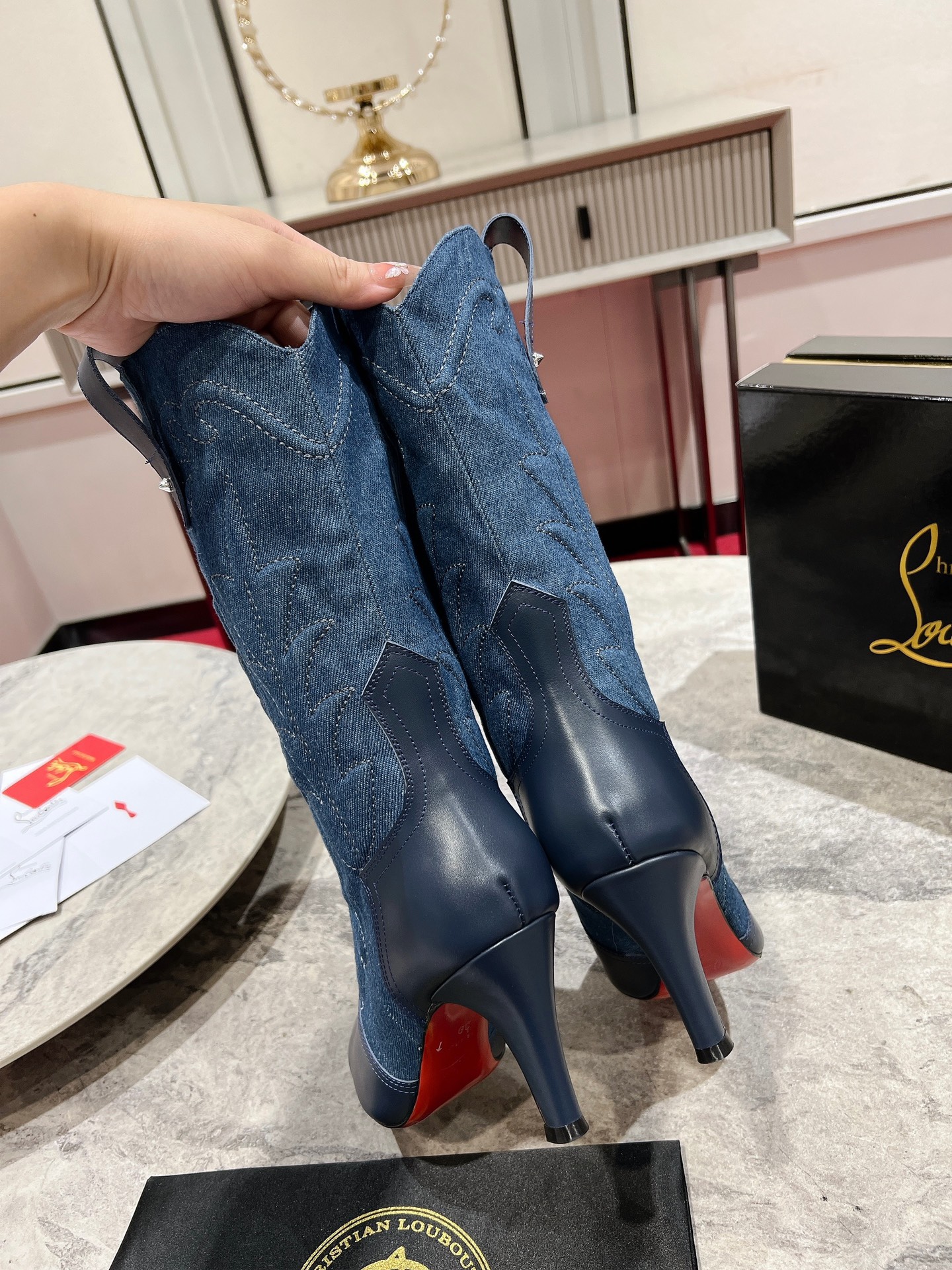 Western Style High Boots with 3D Embroidery and Handmade Details - 图片 8