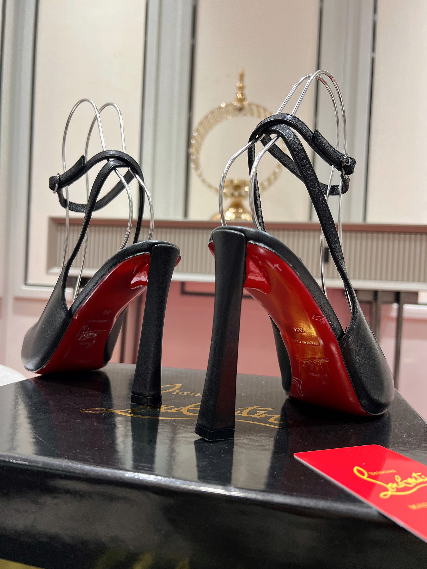 Christian Louboutin Condoraline Black Leather Pointed Toe Heels 10 i1733559474 2995 1