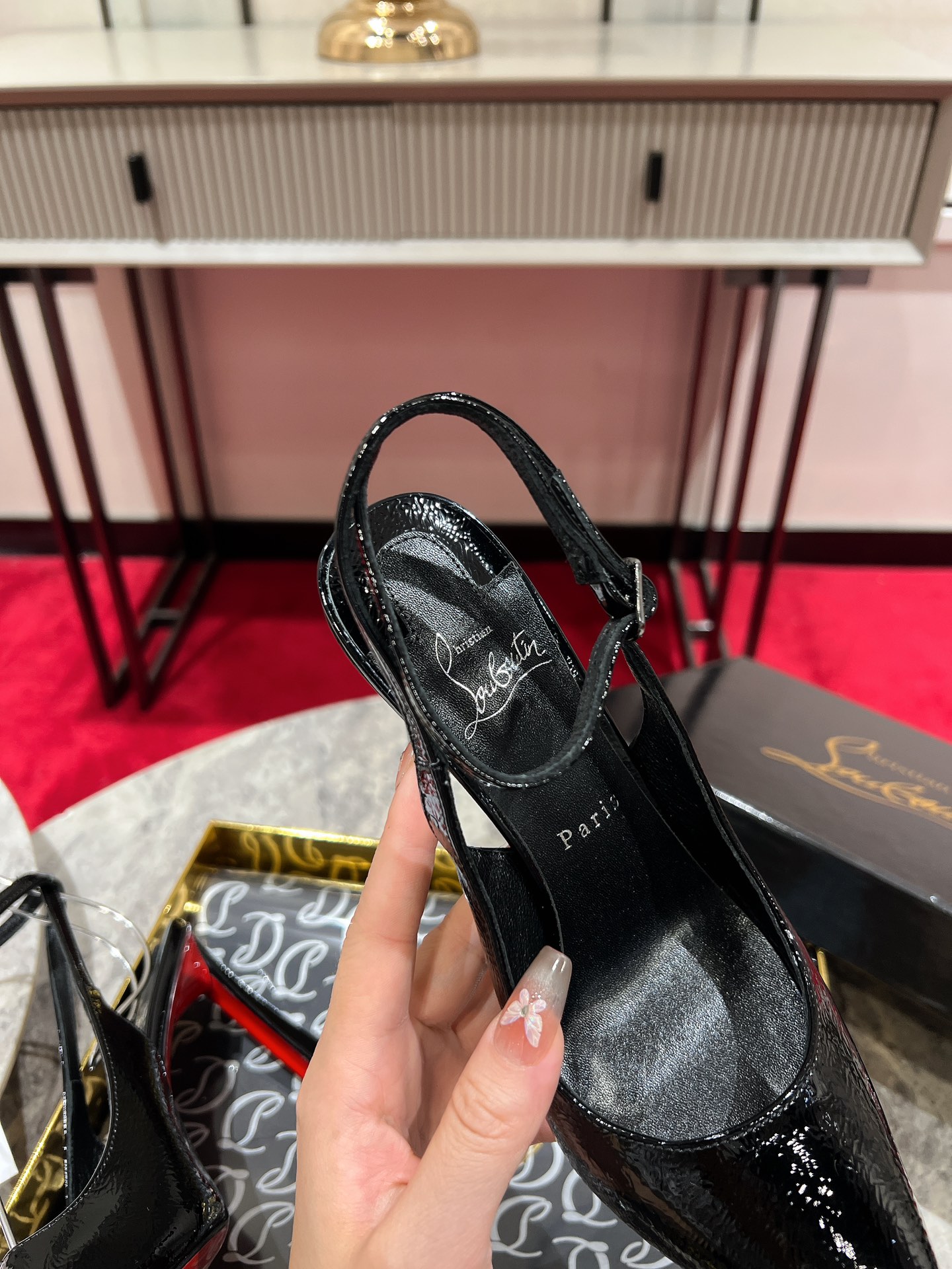 Christian Louboutin Condoraline Black Leather Pointed Toe Heels 7 i1733559474 6638 4