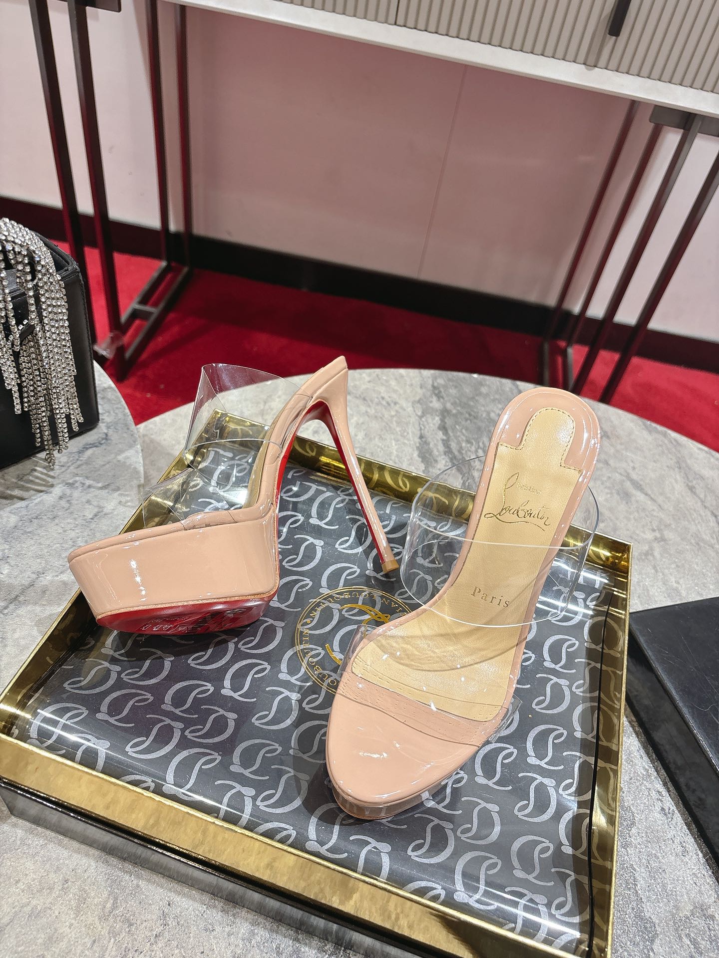 Maison Christian Louboutin Justin Nothin Alta 15cm Water Table Slippers - 图片 5