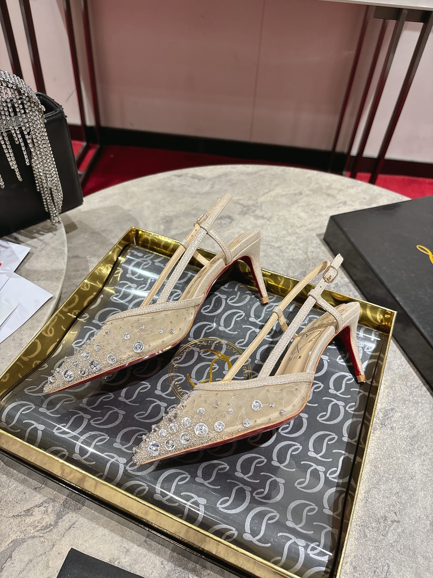Luxury White Almond Crystal Beaded Heels by Christian Louboutin – 65mm Heel Height | Size 34-42 - 图片 6