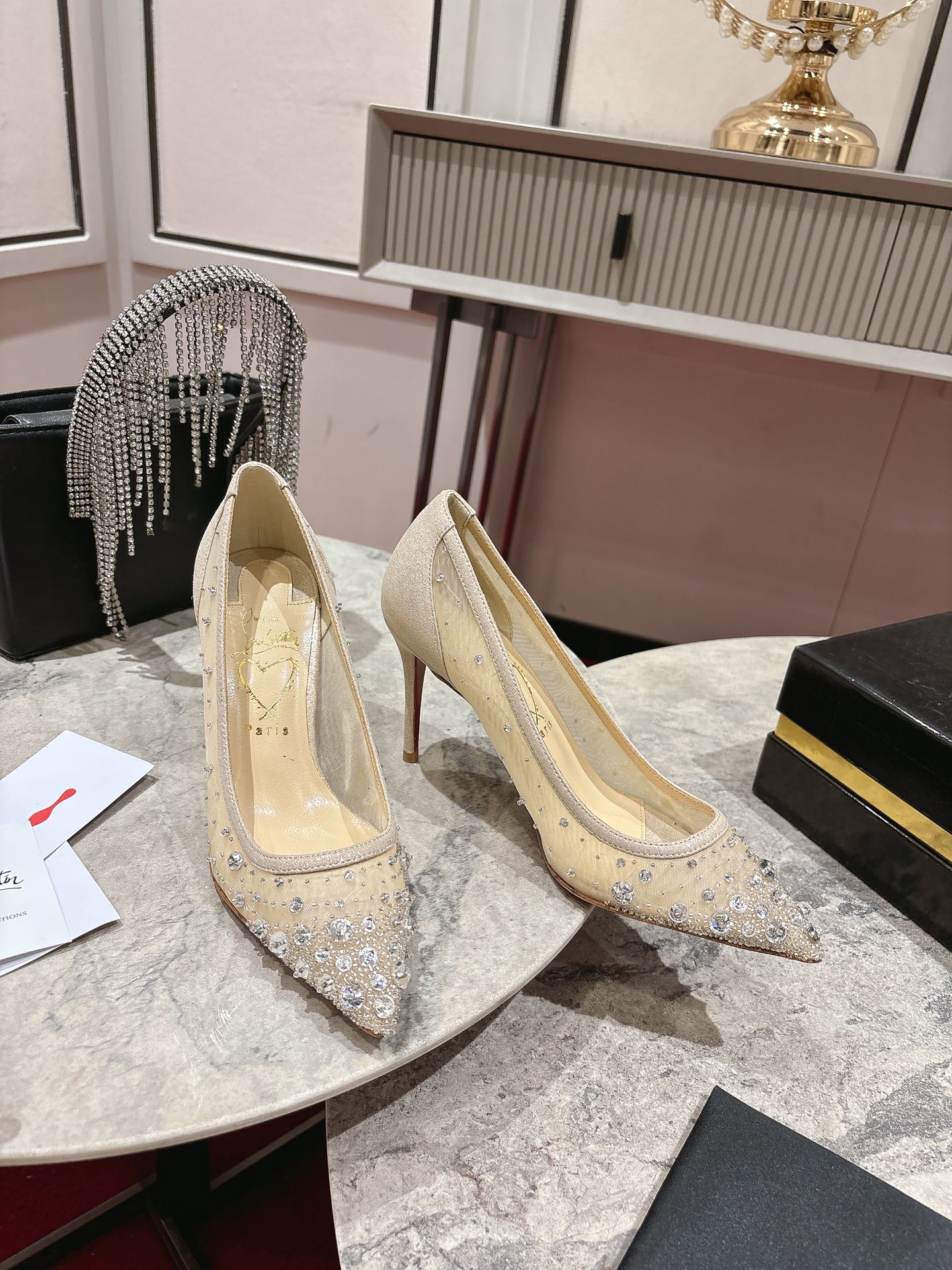 Luxury White Almond Crystal Beaded Heels by Christian Louboutin – 85mm Height | Size 34-42 – SEO-friendly title. - 图片 4