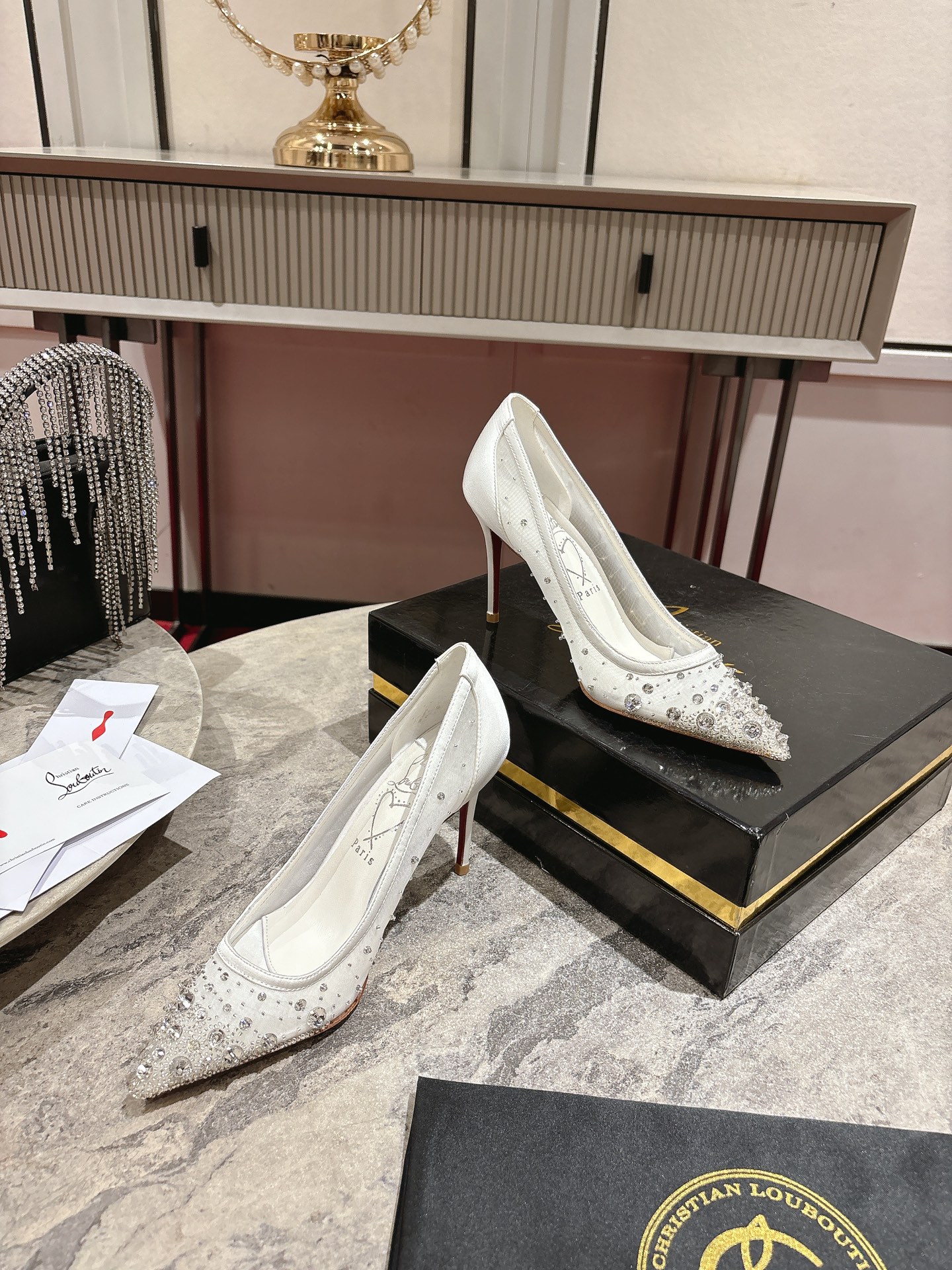“White Almond Crystal Beaded Christian Louboutin Heels with 85mm Heel Height, Size 34-42” - 图片 3