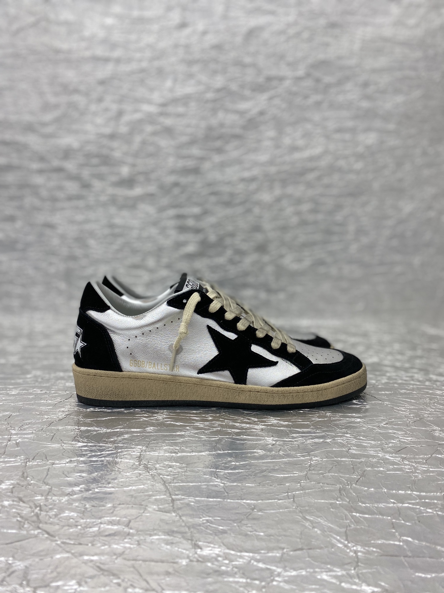 Golden Goose Skateboard Shoes Gold Red Women Men Cowhide