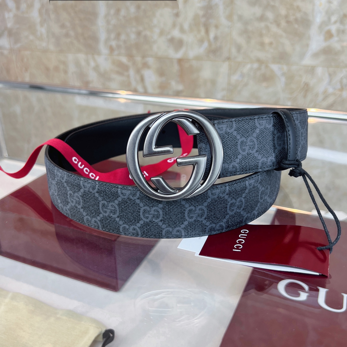 上質でスタイリッシュなベルトを厳選