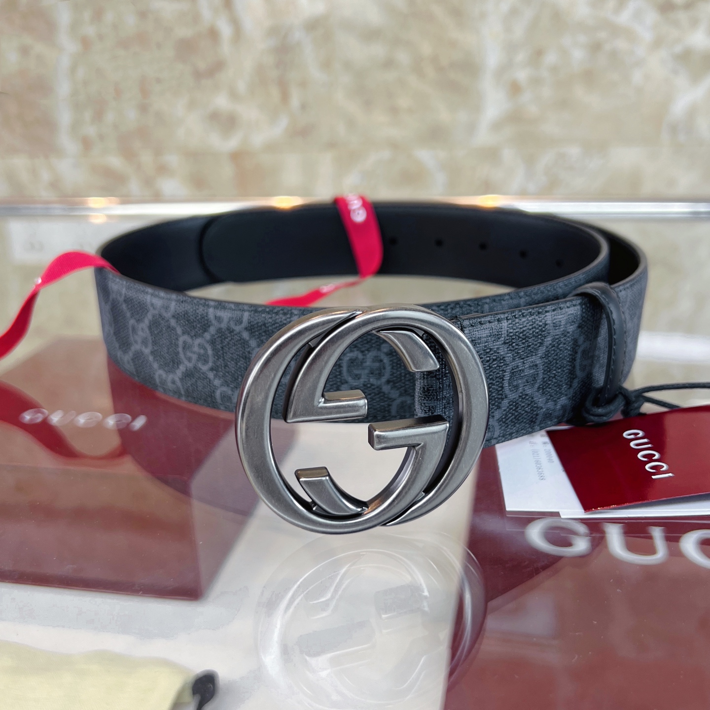 上質でスタイリッシュなベルトを厳選