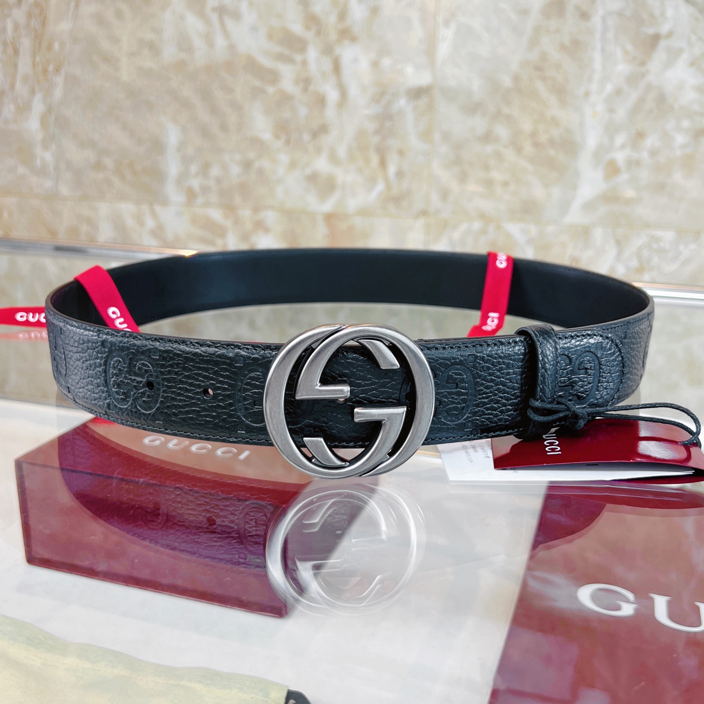 上質でスタイリッシュなベルトを厳選