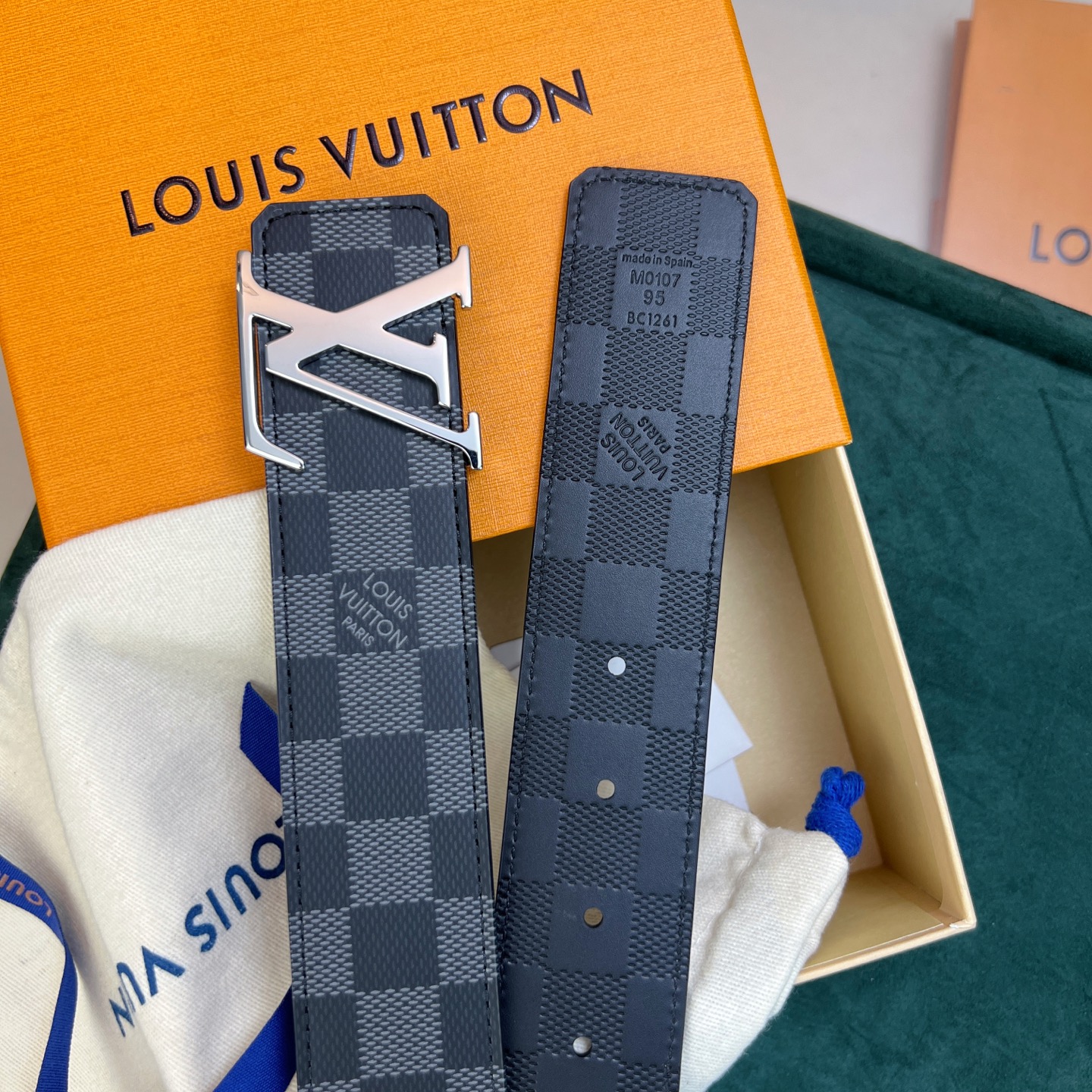 上質でスタイリッシュなベルトを厳選