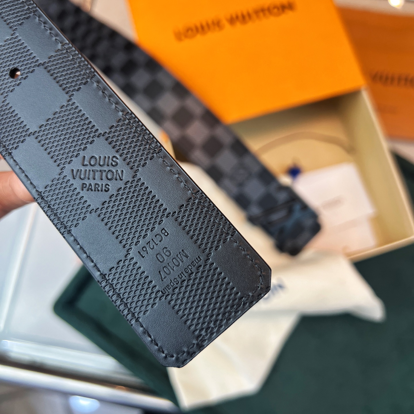 上質でスタイリッシュなベルトを厳選