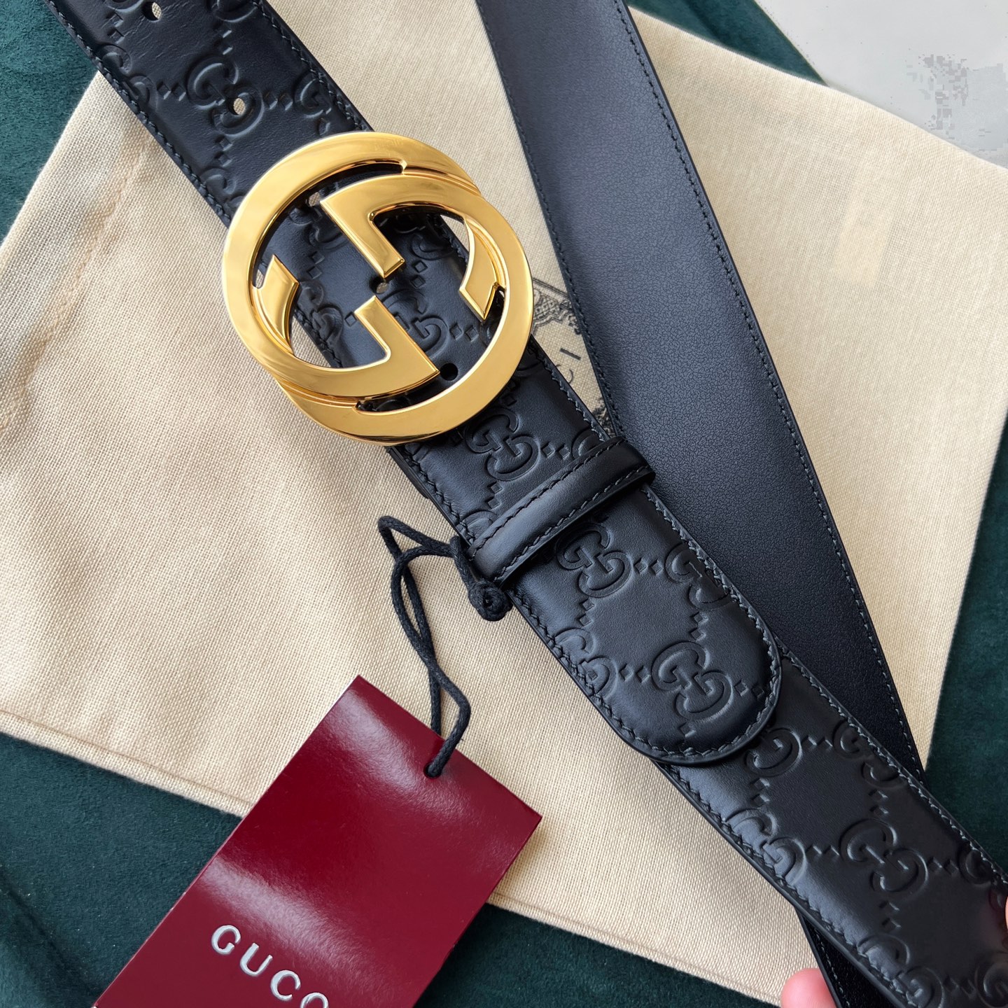 上質でスタイリッシュなベルトを厳選