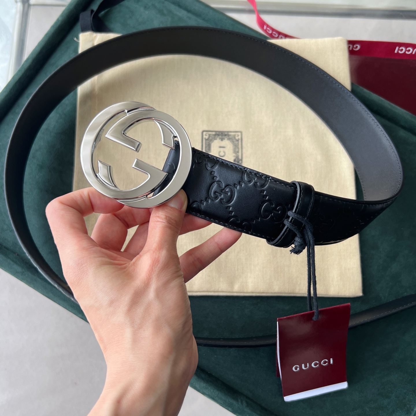 上質でスタイリッシュなベルトを厳選