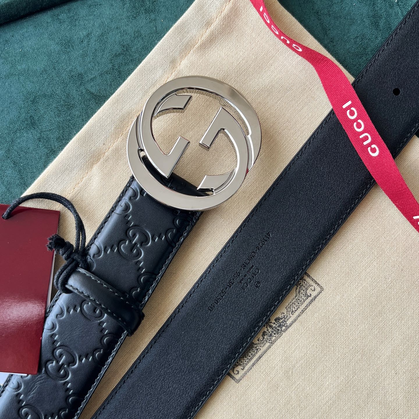 上質でスタイリッシュなベルトを厳選