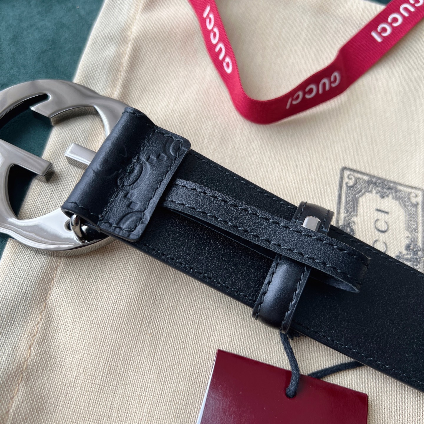 上質でスタイリッシュなベルトを厳選