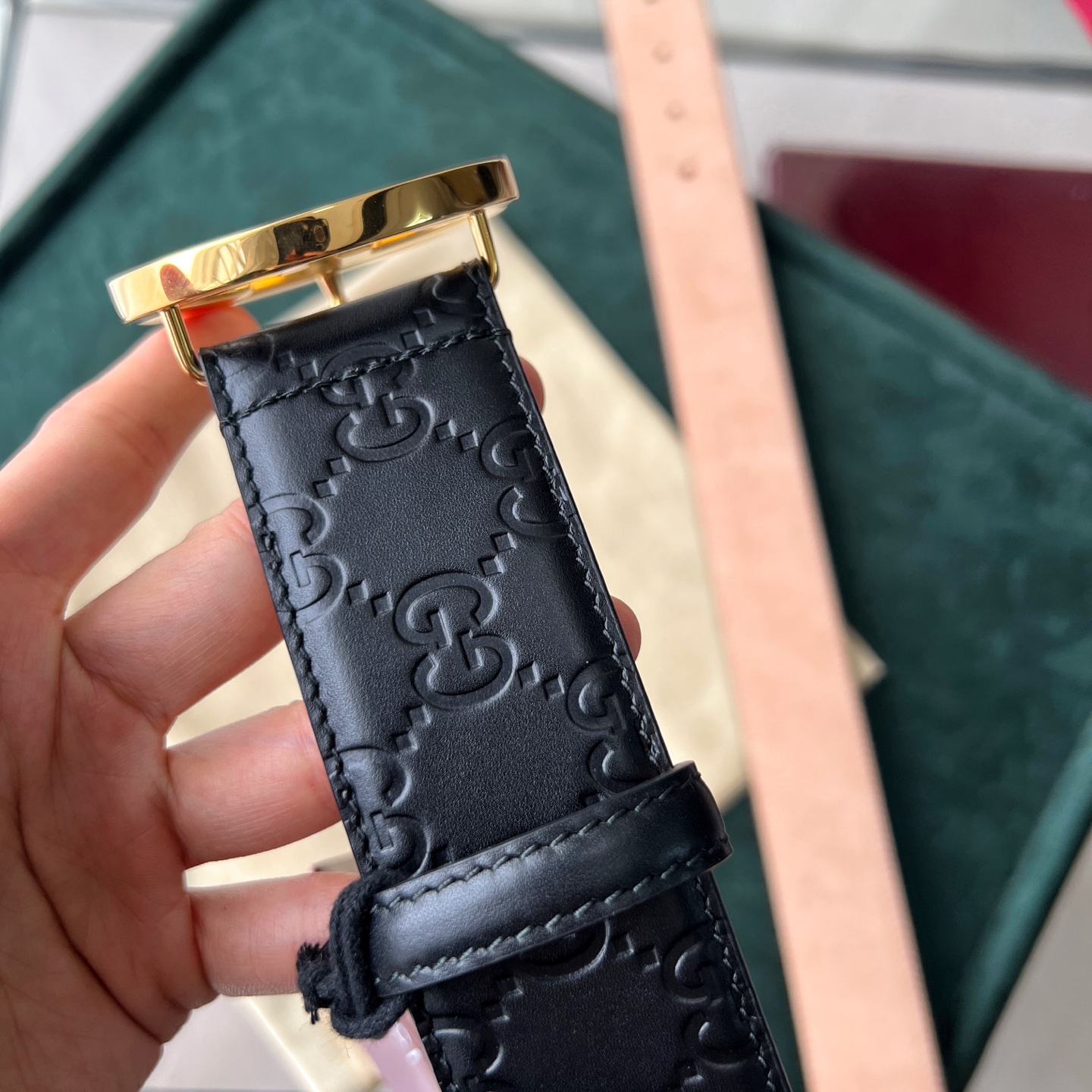 上質でスタイリッシュなベルトを厳選