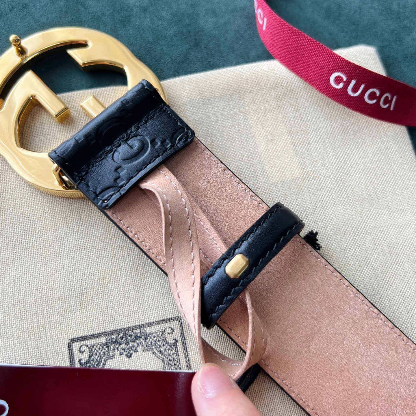 上質でスタイリッシュなベルトを厳選