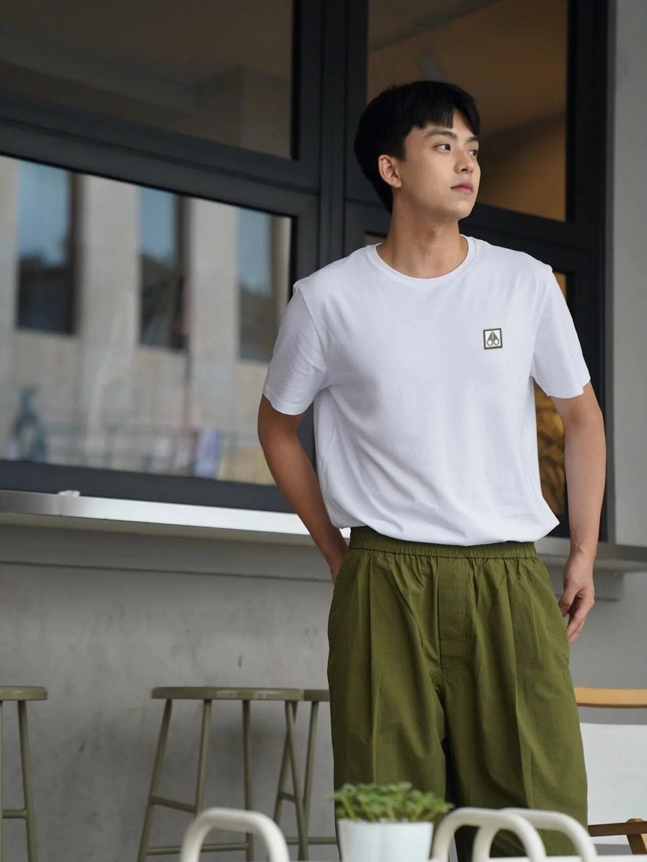 Alternative view of T-Shirt 06793
