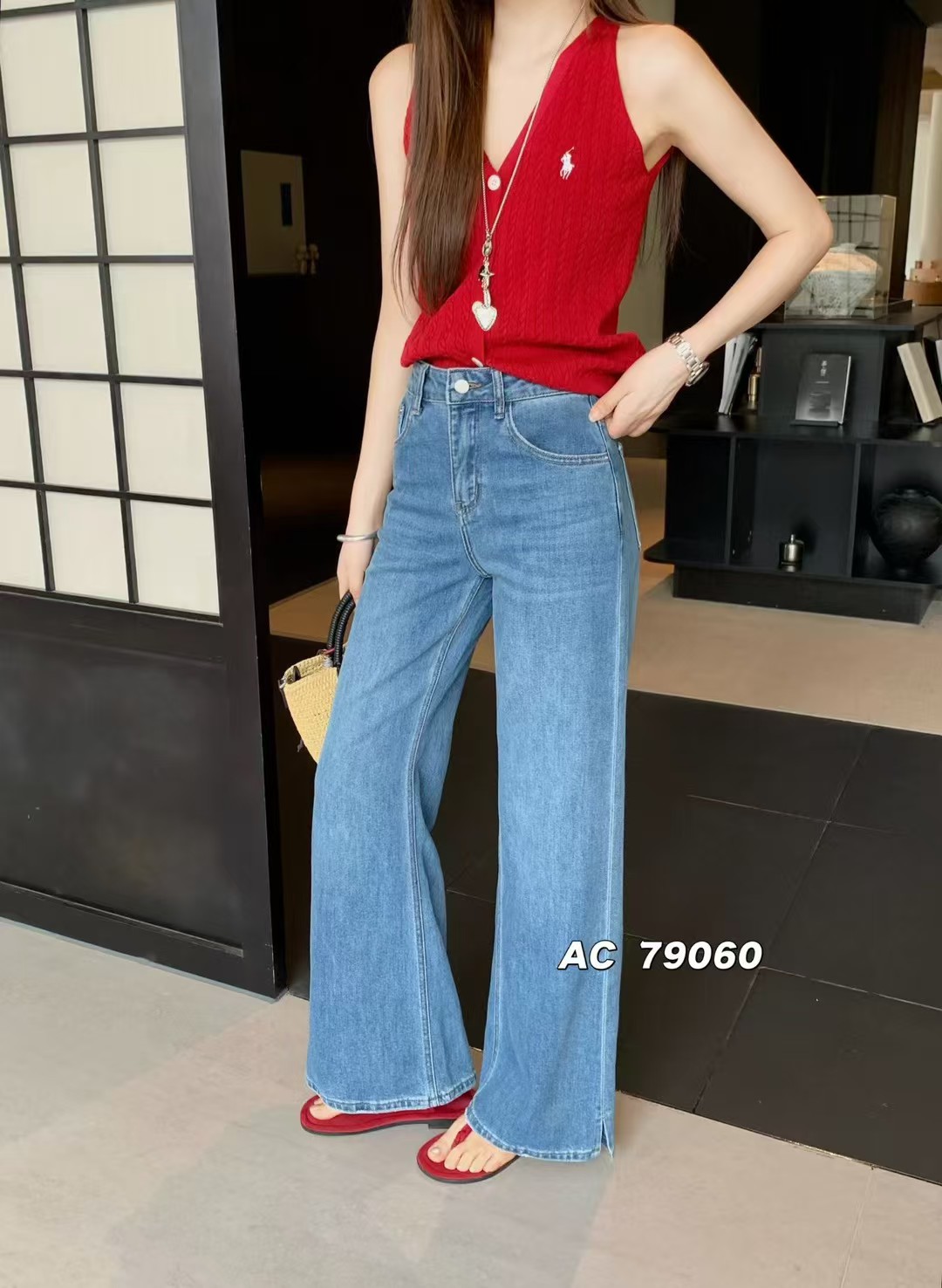 Alternative view of Loewe Vest 79060 08179