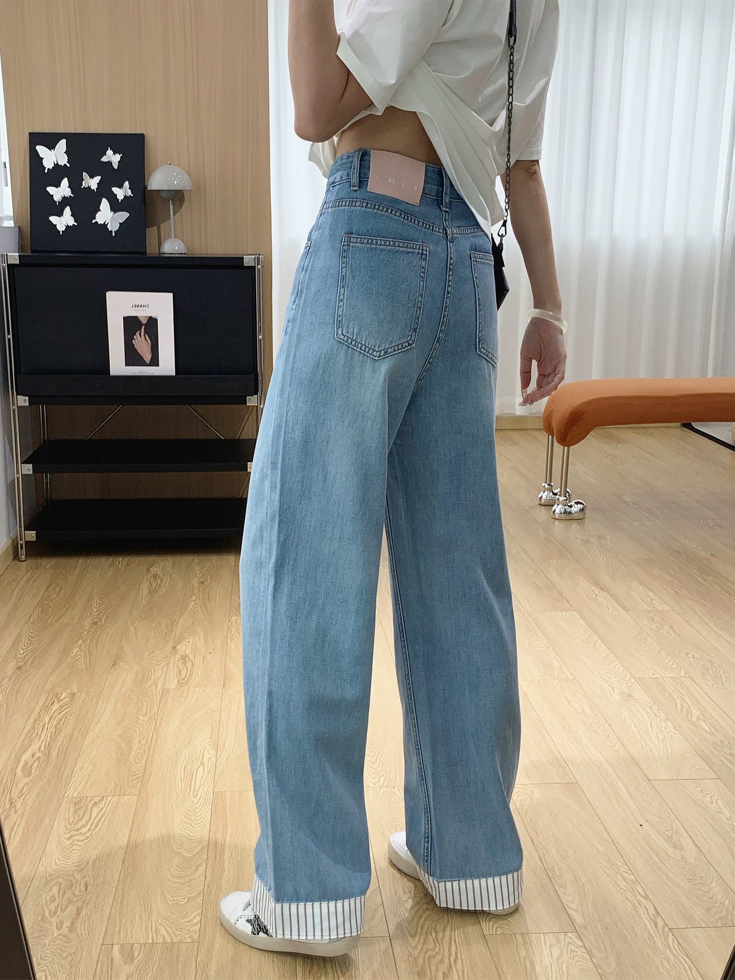 Alternative view of Jeans 05399
