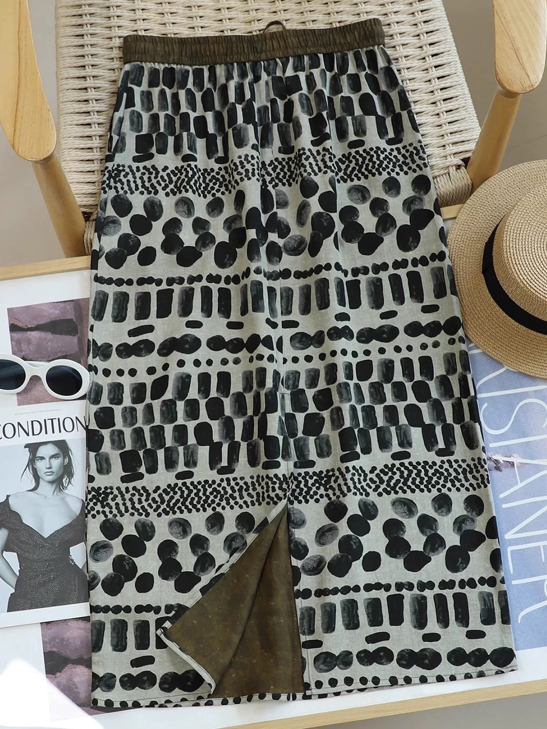 Alternative view of Skirt 04204