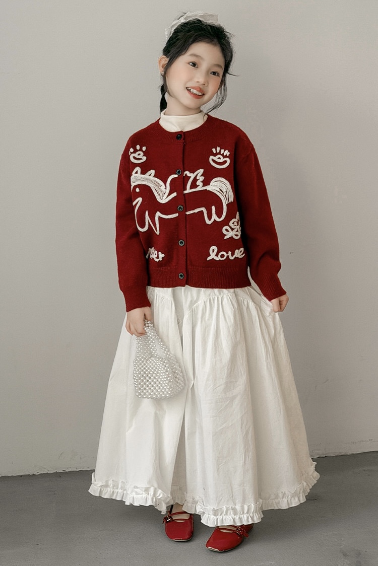 Cárdigan de punto con caballito P115@, falda larga de algodón blanco P99.9@ venta. Conjunto de dos piezas: jersey de pu…