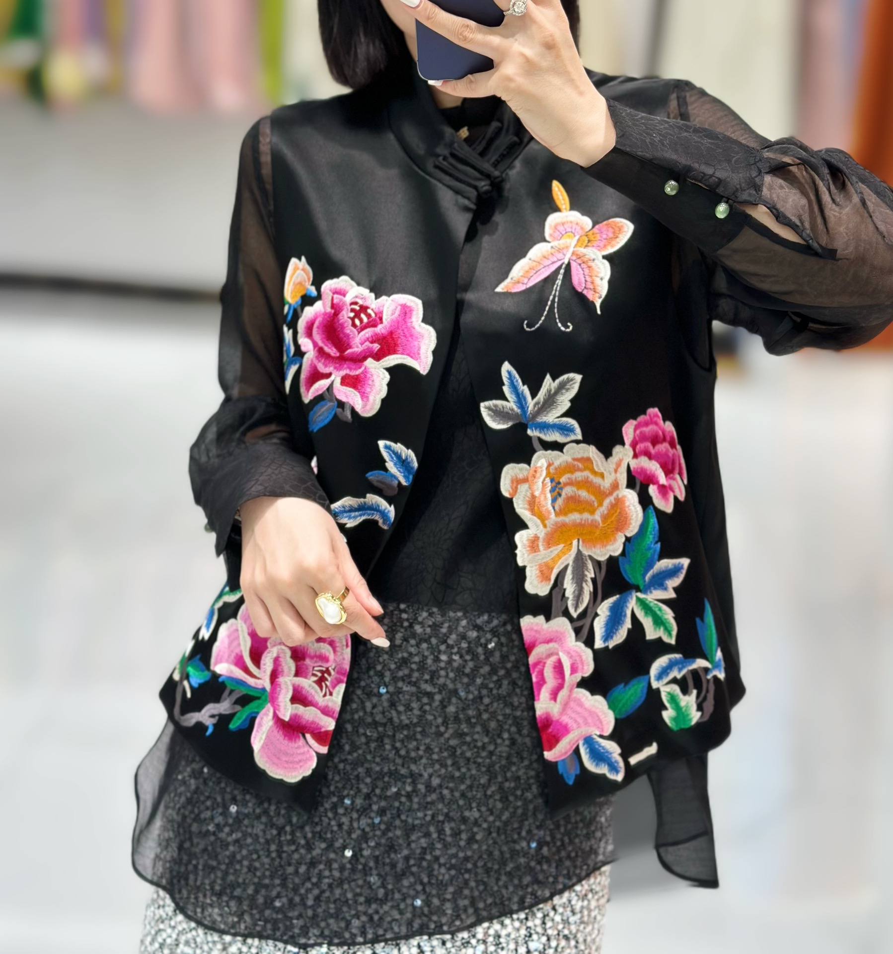 p667 High Quality Female Clothes Packed DG It’s two or four yards