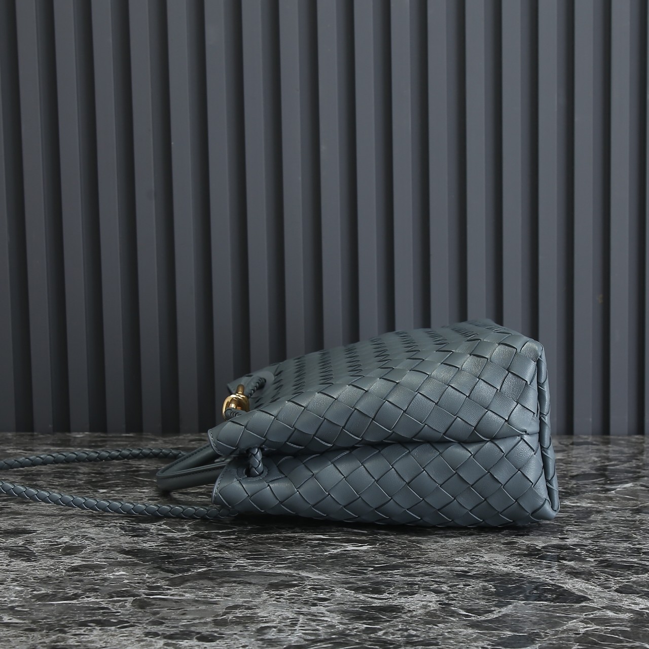 Bottega Veneta Andiamo Medium Bag: Woven Nappa Leather, Stylish and Functional 4 a1701764463565 1188