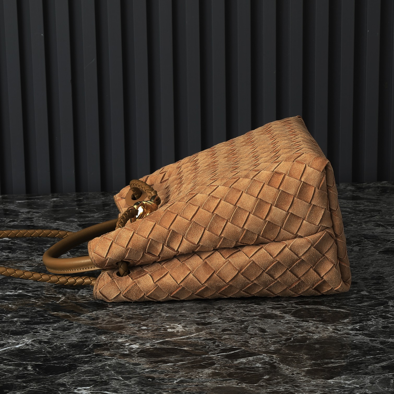Bottega Veneta Andiamo Woven Handbag: Stylish, Spacious, and Versatile 4 a1712162964073 5616