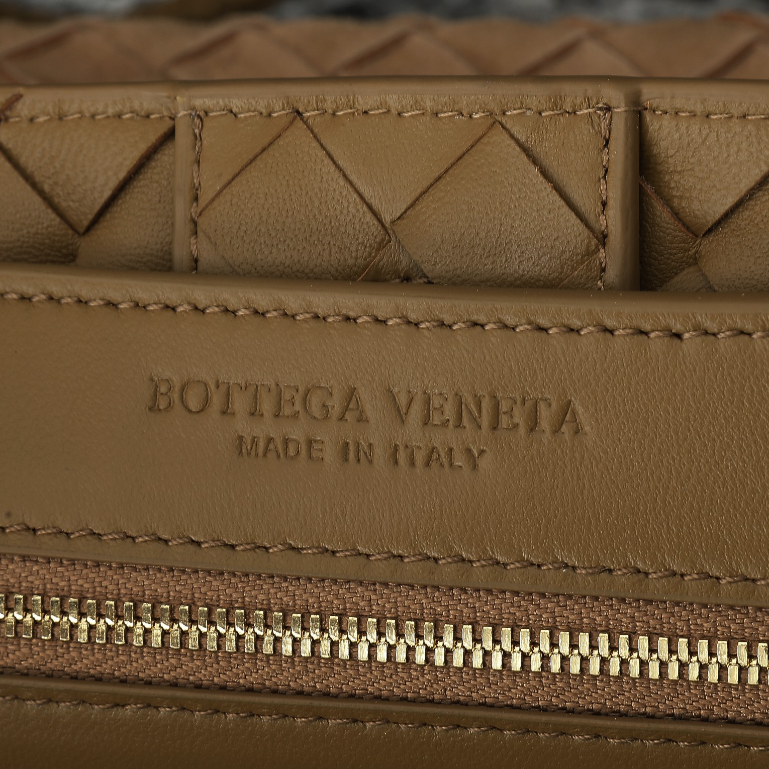 Bottega Veneta Andiamo Woven Handbag: Stylish, Spacious, and Versatile 10 a1712162987677 2047