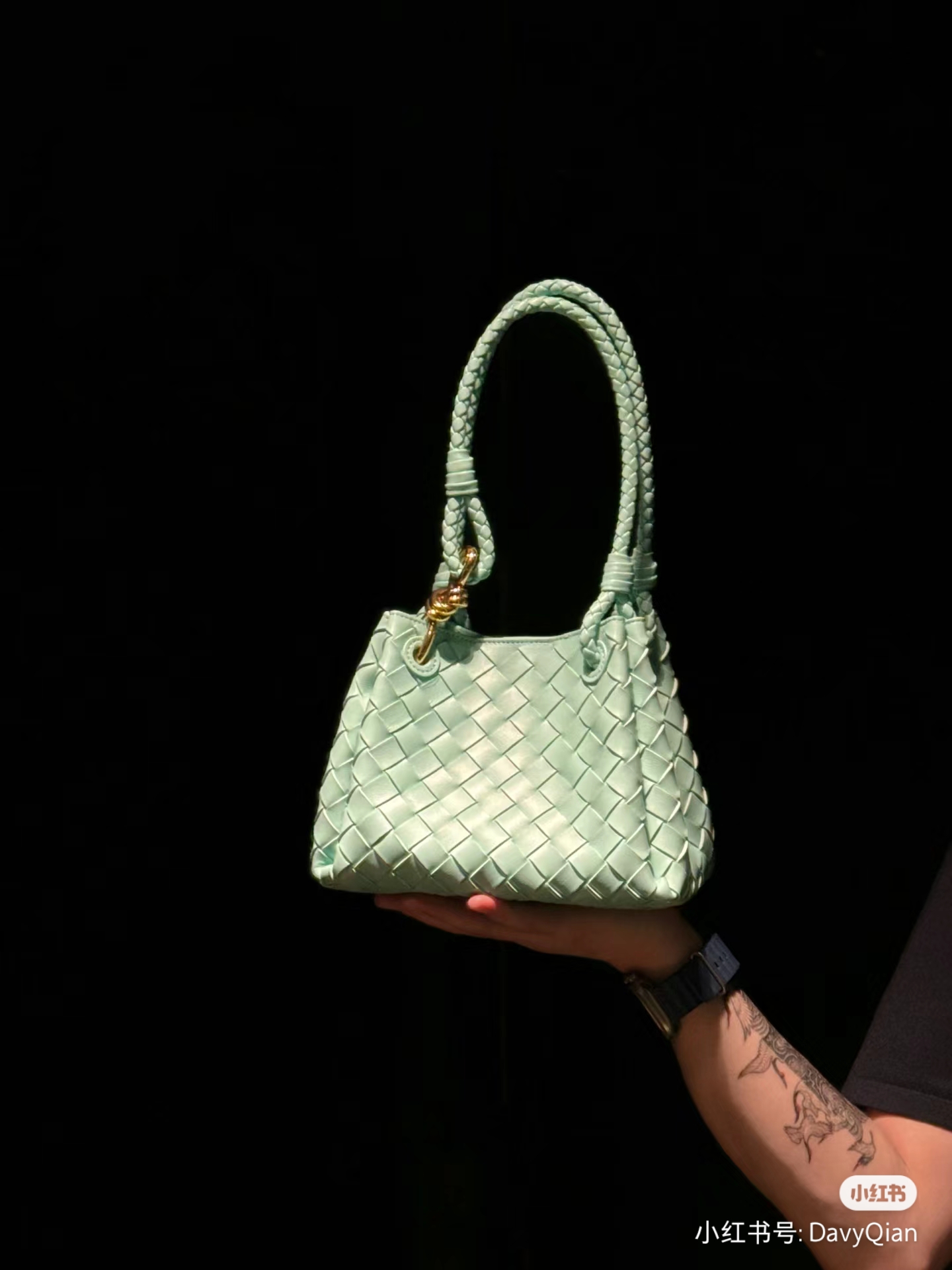 Bottega Veneta Beautiful heroine outfit