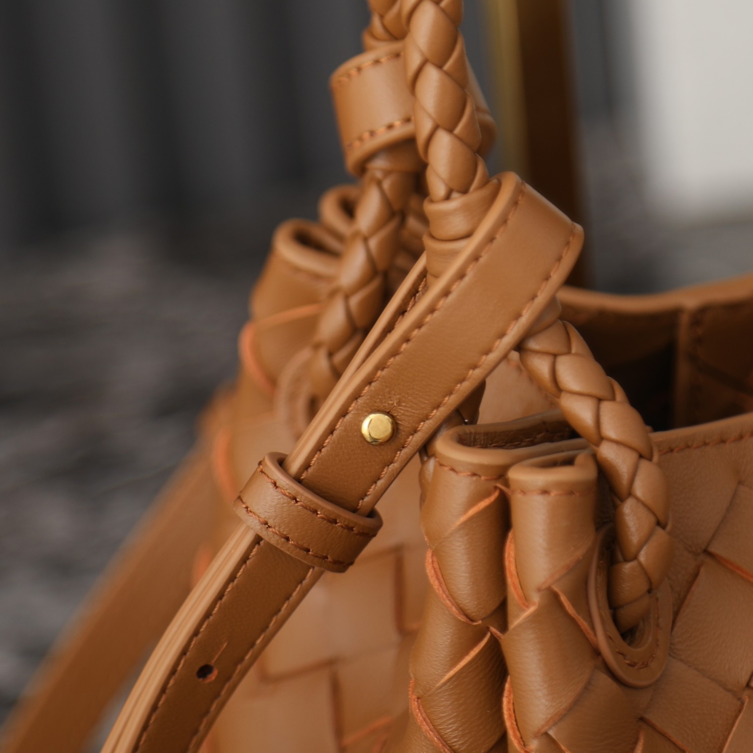 Bottega Veneta On BV Beijing night, all the cabinets of "Shu Qi's same style" were sold out~