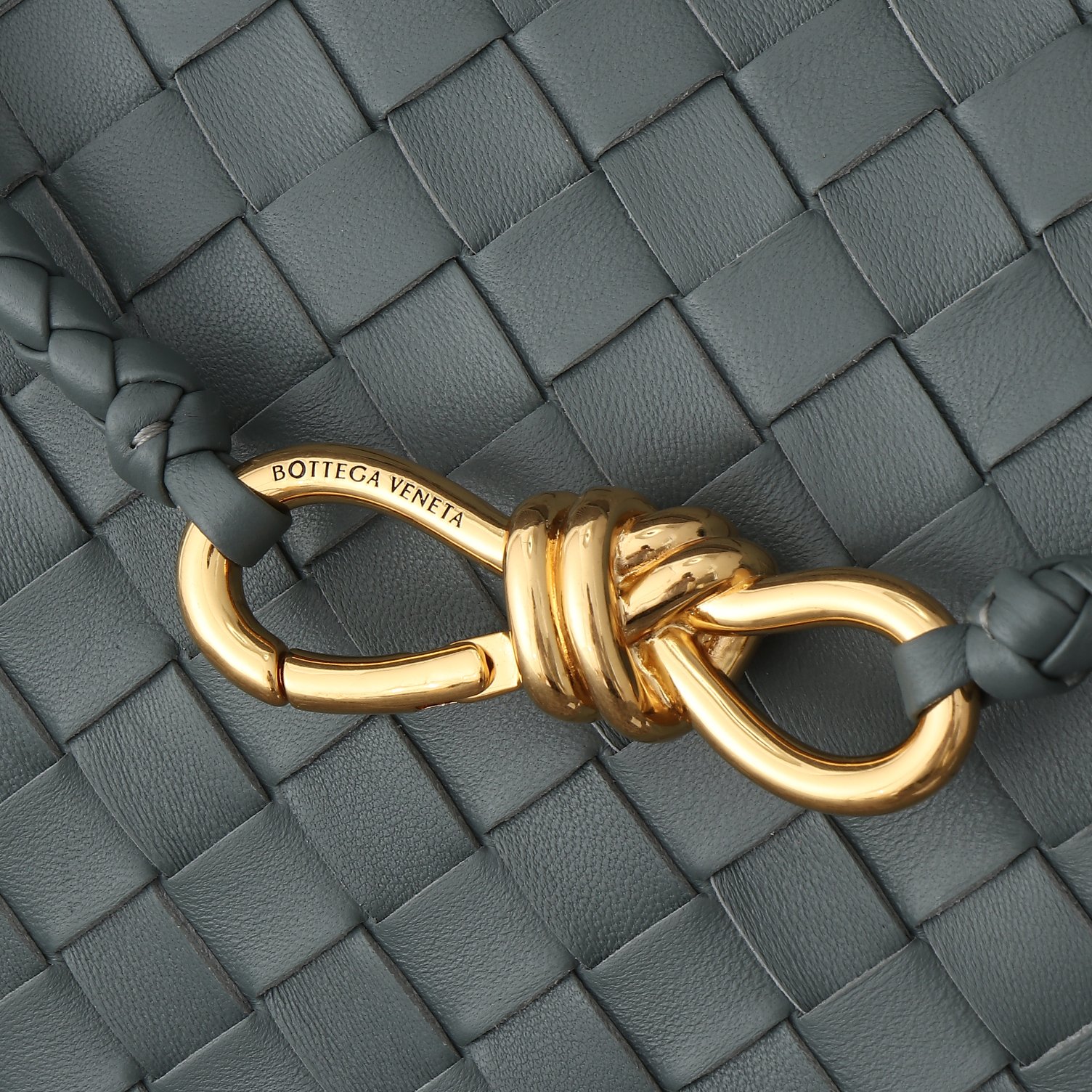 Bottega Veneta Andiamo Medium Bag: Hand-Woven Nappa Leather Tote 6 a1724047075038 0184