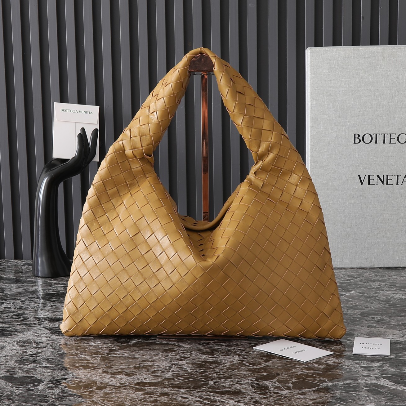 Bottega Veneta small everyday