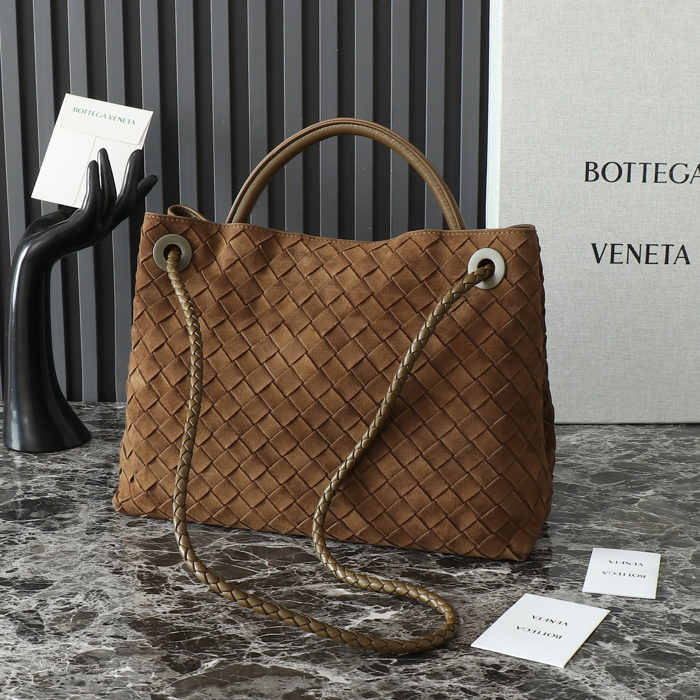 Bottega Veneta Andiamo Handbag: 2023 Woven Leather Tote, Spacious & Stylish 2 a1730955474064 5214