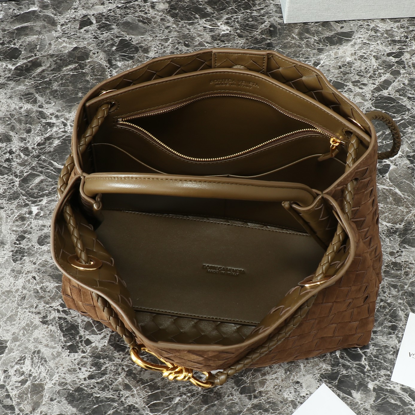 Bottega Veneta Andiamo Handbag: 2023 Woven Leather Tote, Spacious & Stylish 8 a1730955475764 1617