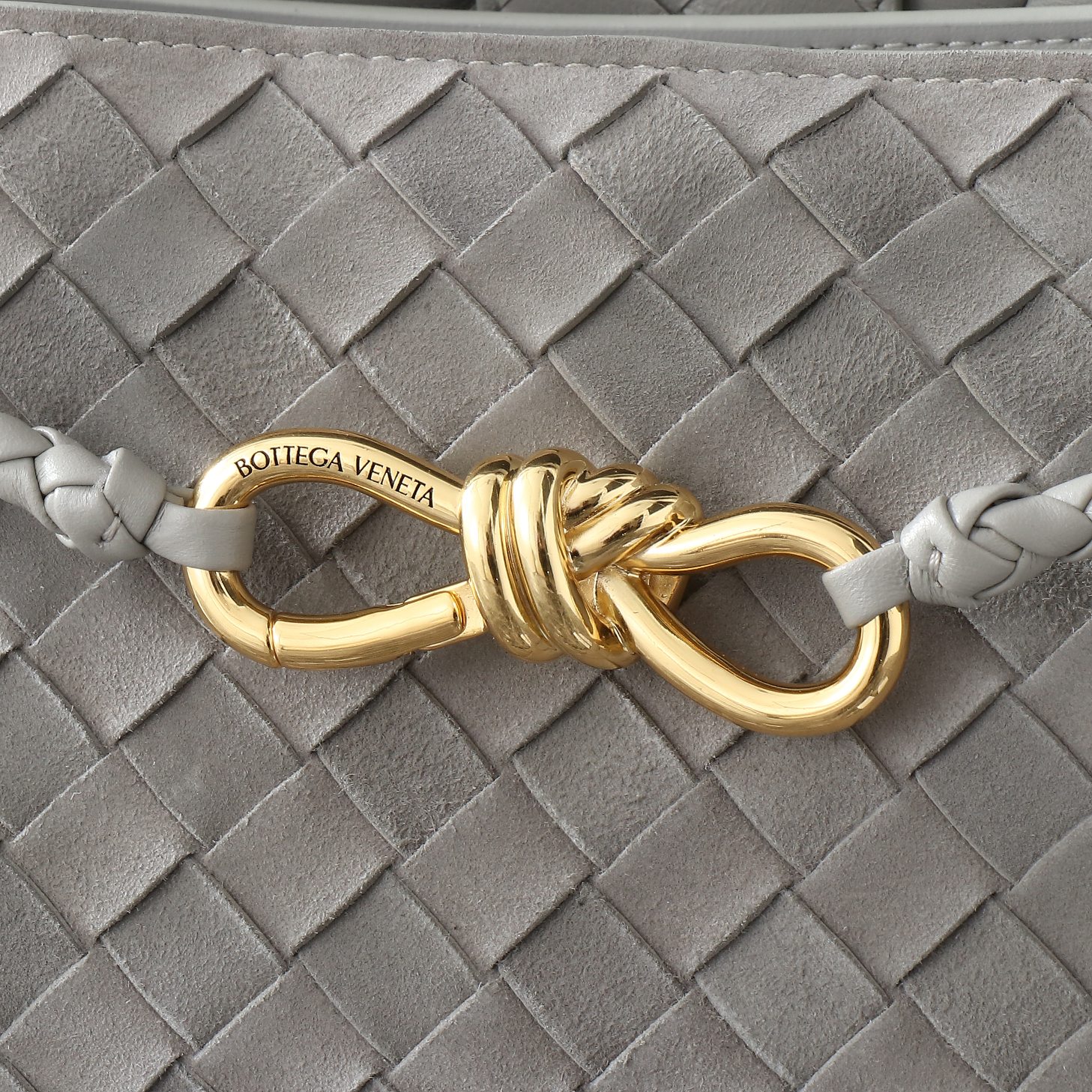 Bottega Veneta Andiamo Medium Grey Leather Bag with Iconic Intrecciato Weave 5 a1733635163095 4645