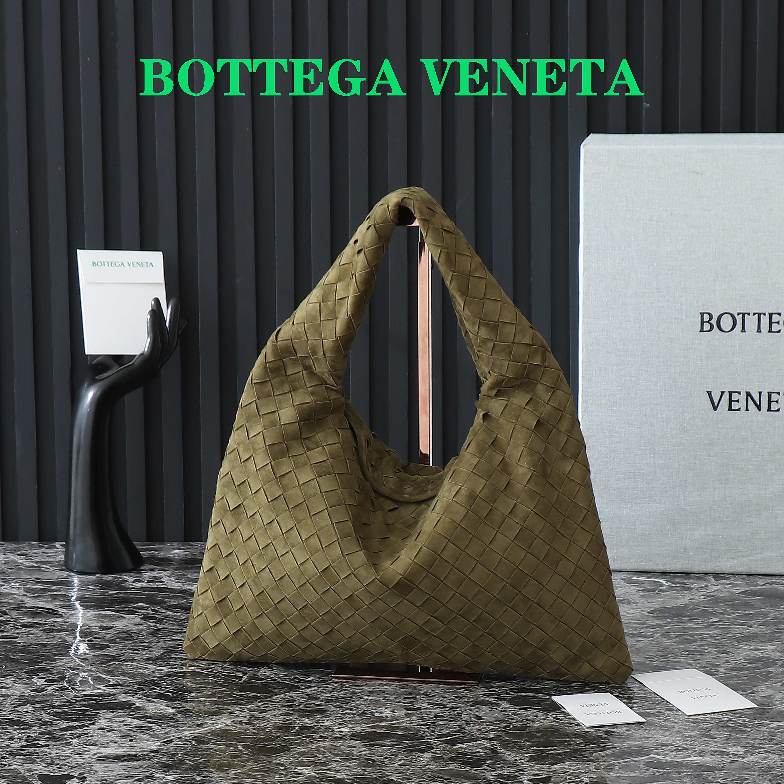 Bottega Veneta small everyday