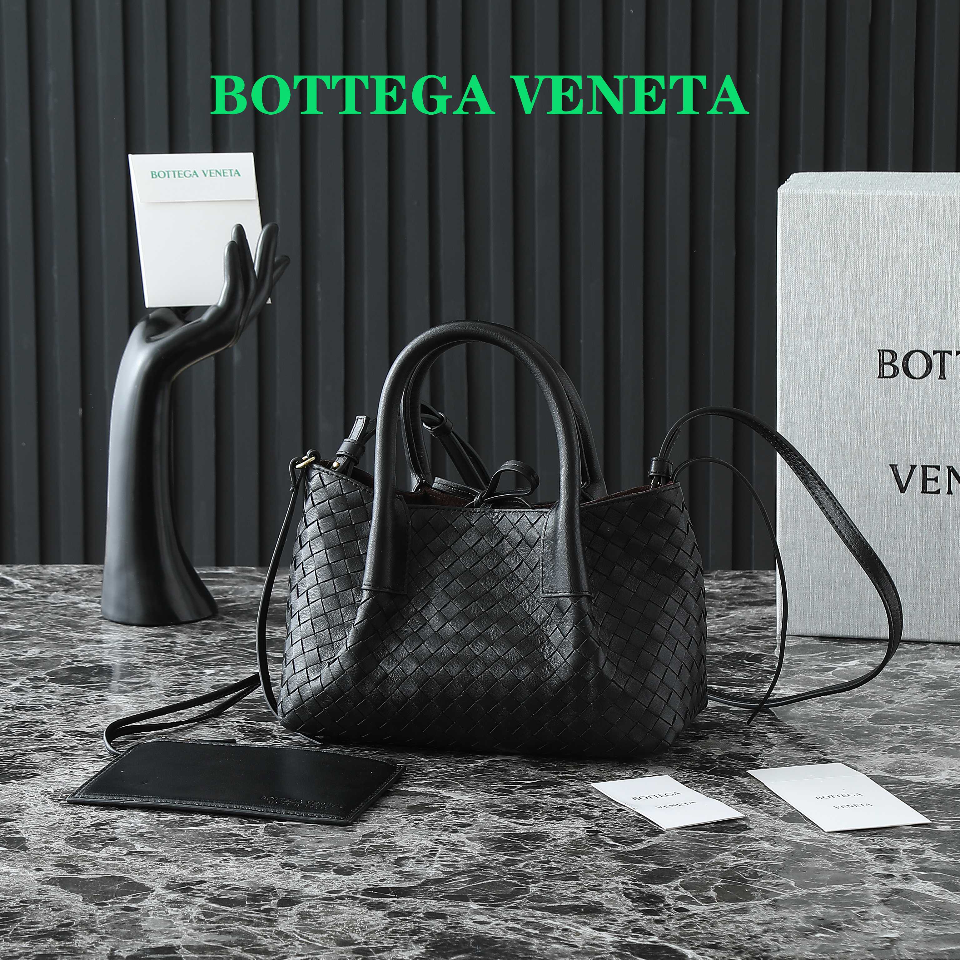 Bottega Veneta Mini Pinacoteca Two-Tone Woven Handbag, 24*15*12cm 2 a1744735871967 2458