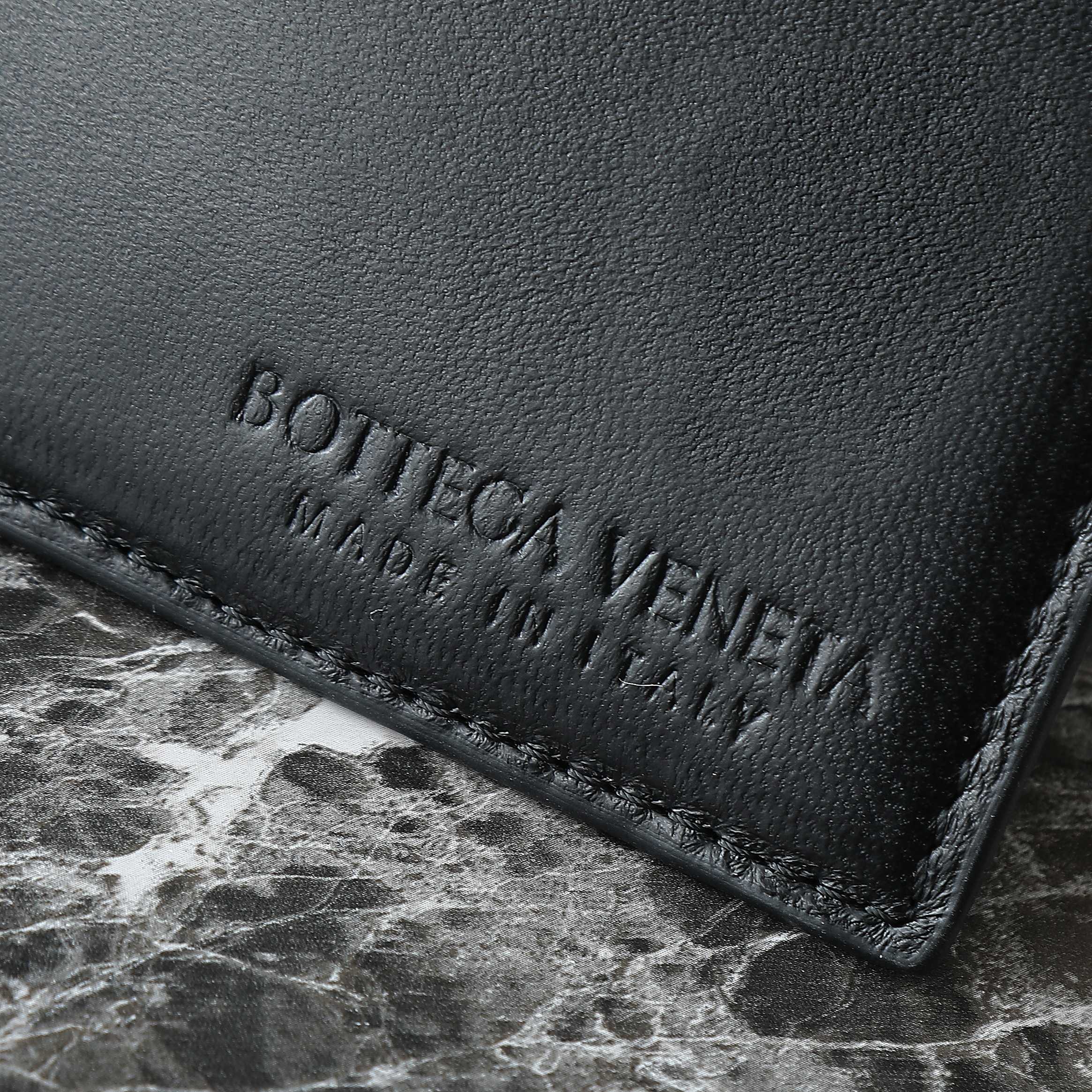 Bottega Veneta Mini Pinacoteca Two-Tone Woven Handbag, 24*15*12cm 9 a1744735875237 4558