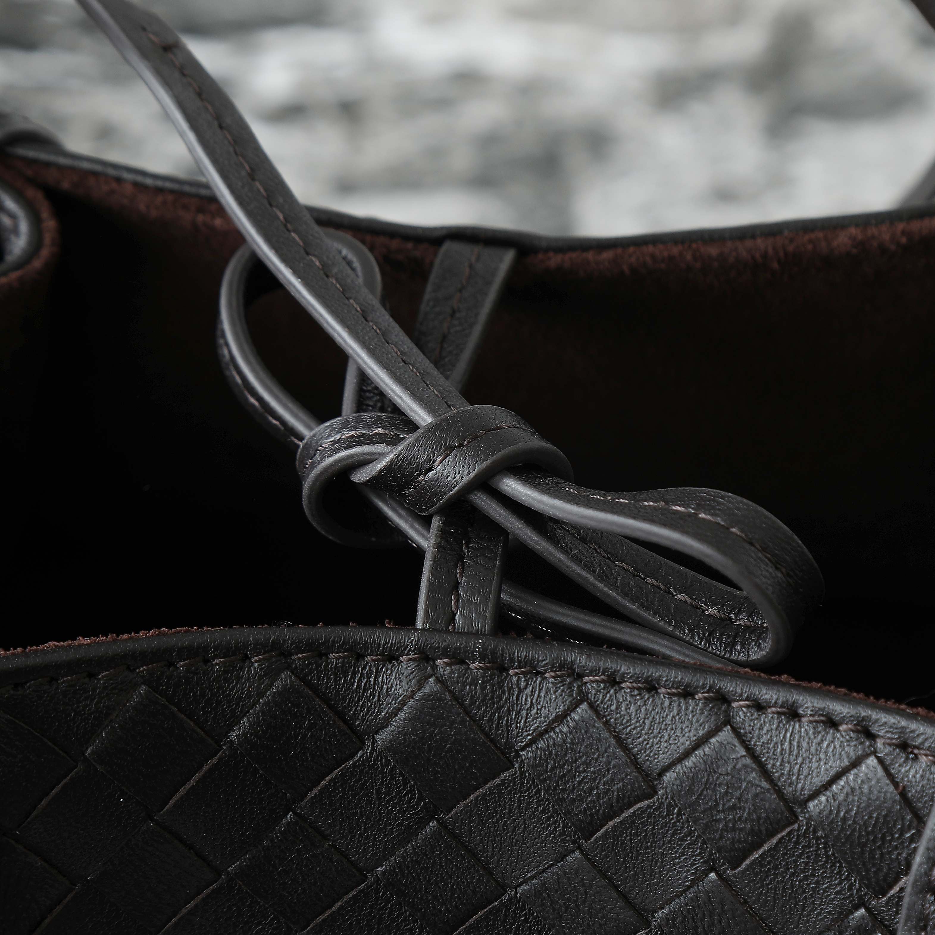 Bottega Veneta Mini Pinacoteca Black Leather Handbag, 24*15*12cm 8 a1744736155802 6764