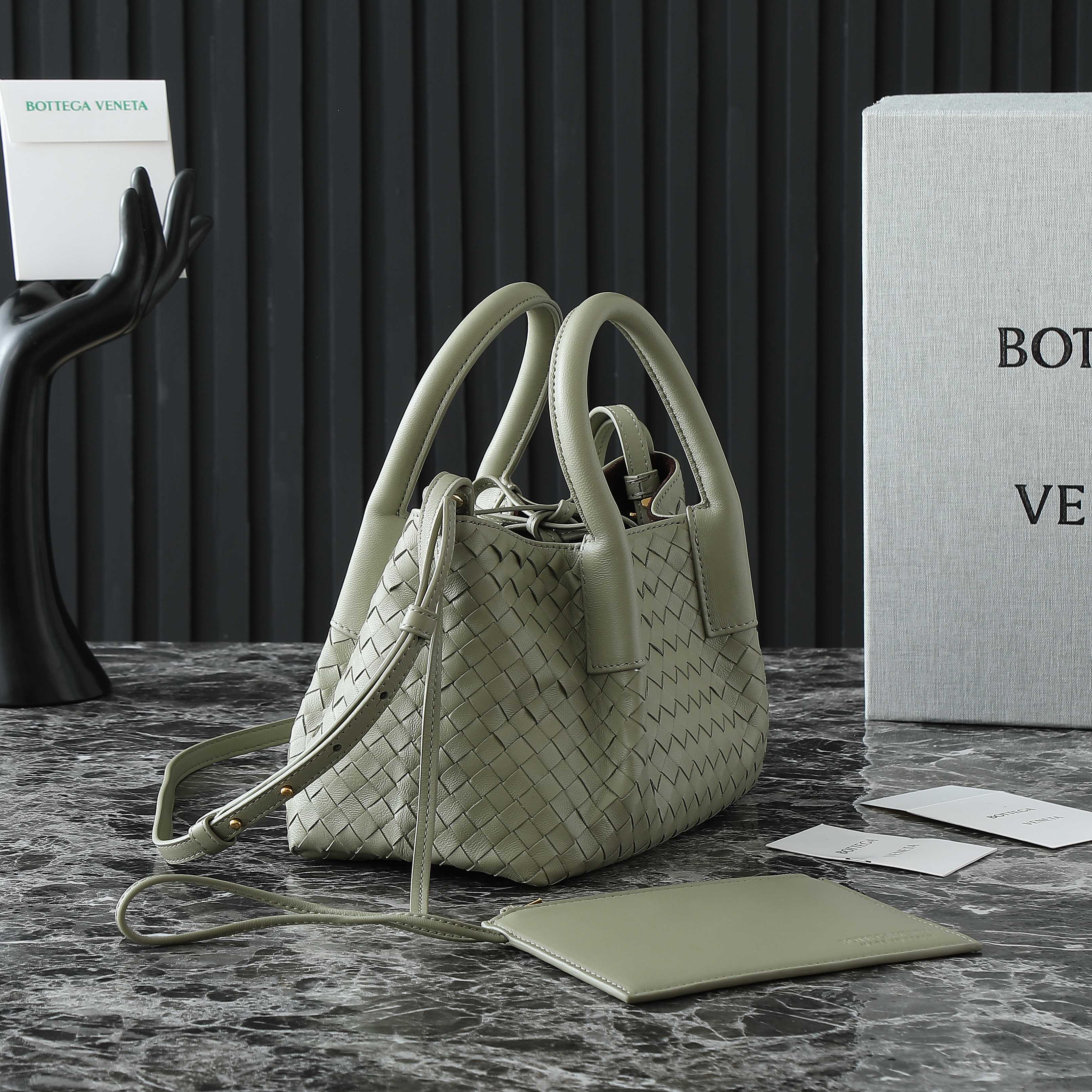 Bottega Veneta Mini Pinacoteca Dual-Color Woven Leather Tote Bag 4 a1744736553932 7745