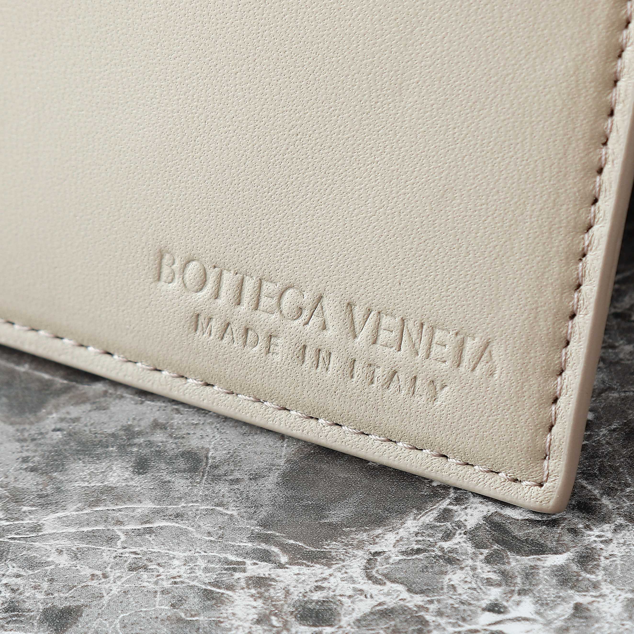 Bottega Veneta Mini Pinacoteca Hand-Woven Leather Tote Bag - Versatile & Chic 9 a1744736907684 6856