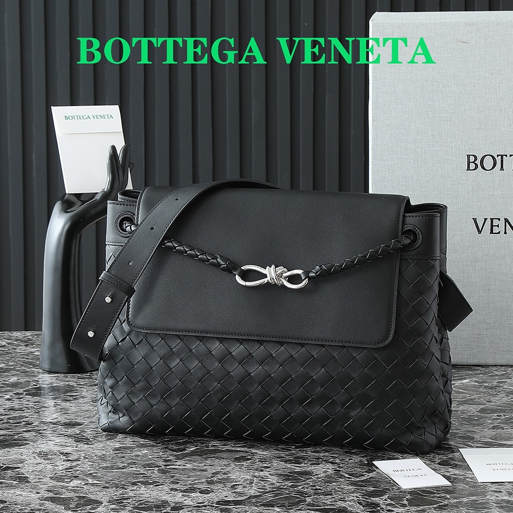 Bottega Veneta Andiamo Messenger Bag: Intrecciato Leather, Adjustable Strap 1 a1744816366505 5835