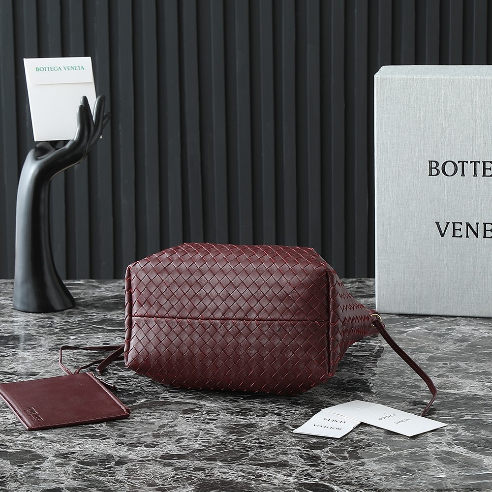Bottega Veneta Mini Pinacoteca Handbag, Burgundy Leather Woven Design 4 a1744816411255 4833