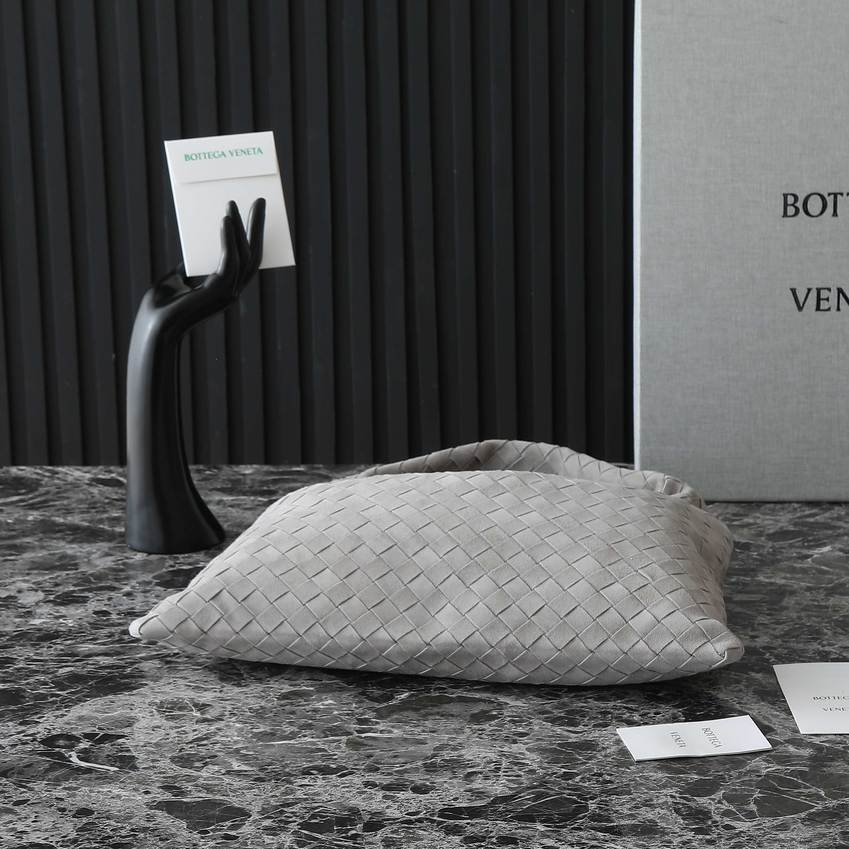 Bottega Veneta small everyday