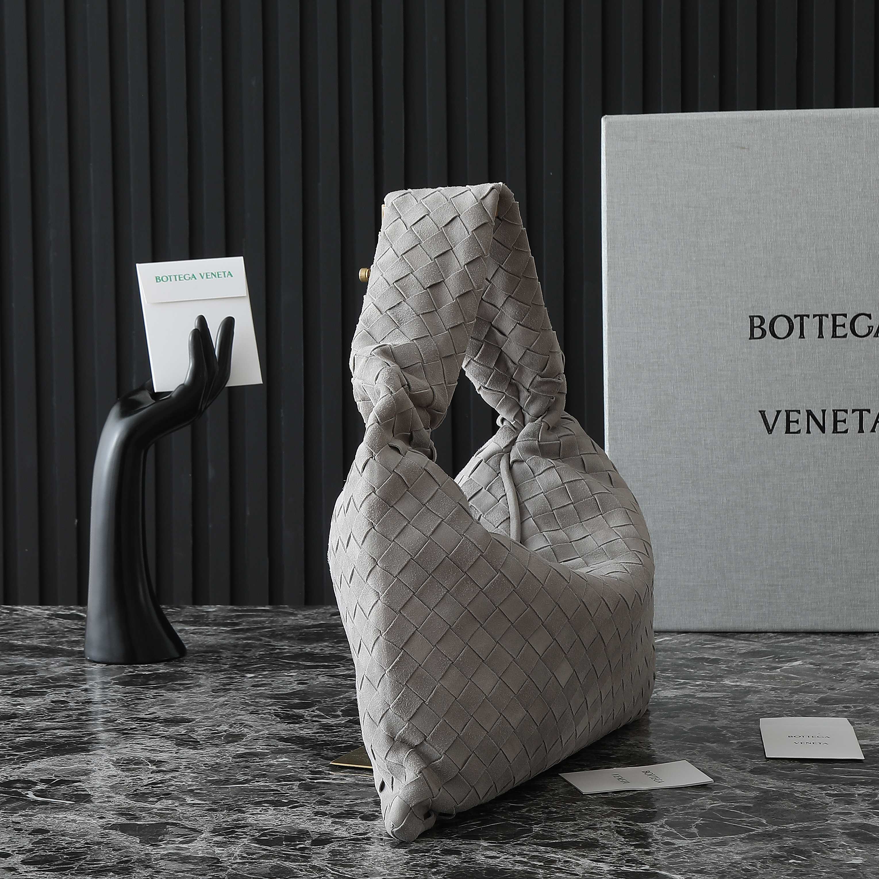 Bottega Veneta small everyday
